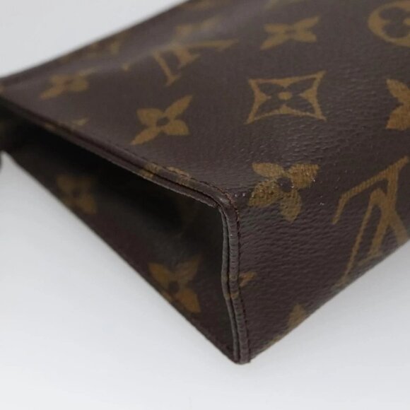 LOUIS VUITTON Monogram Poche Toilette 15 Pouch M47546 LV Auth 139378 - Picture 3 of 16